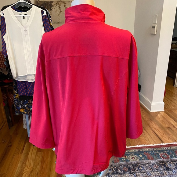 Chico's Zenergy Lightweight Red Jacket - Size 2 - Picture 6 of 12